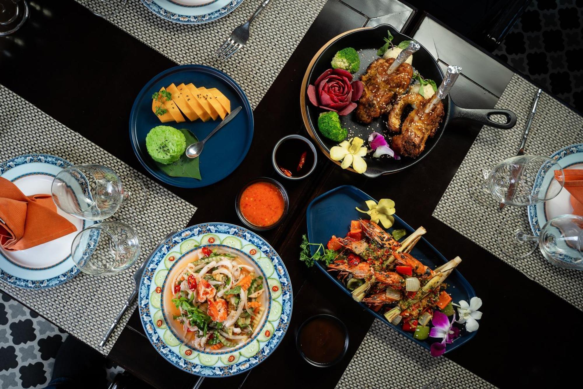Majesty Prime Cruise - Managed By Genesis Luxury Regal Cruise  Hạ Long