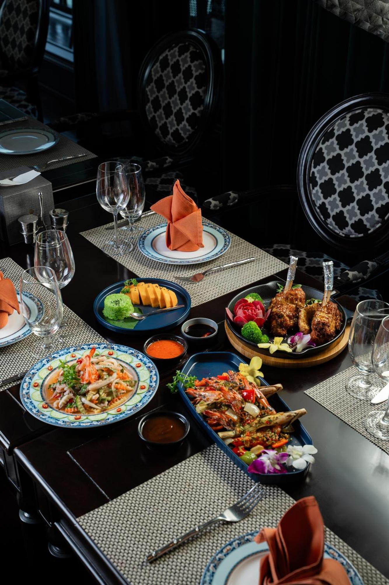 Majesty Prime Cruise - Managed By Genesis Luxury Regal Cruise Hạ Long